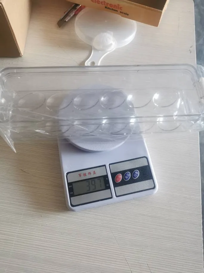 Пластиковый контейнер для хранения яиц на 12 квадратов многофункциональный