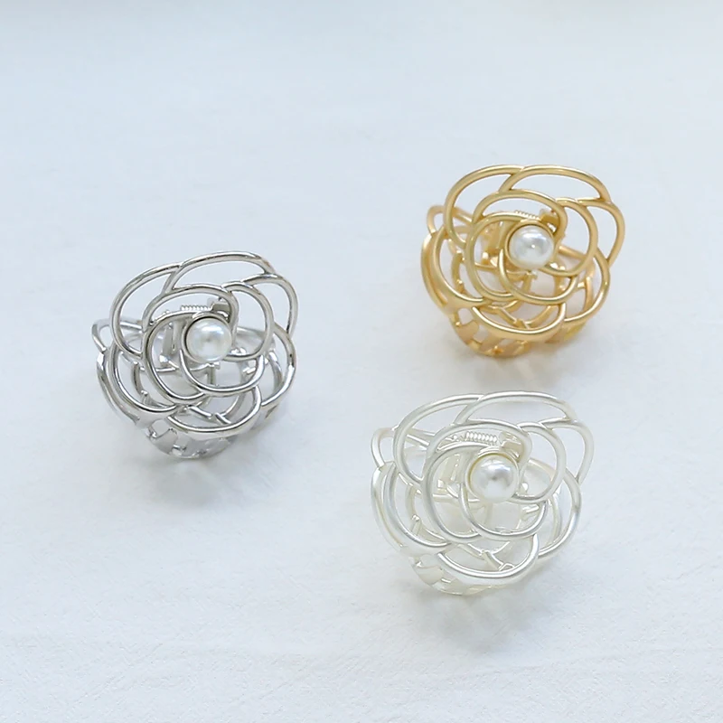 Металлическая заколка для волос в стиле ретро |