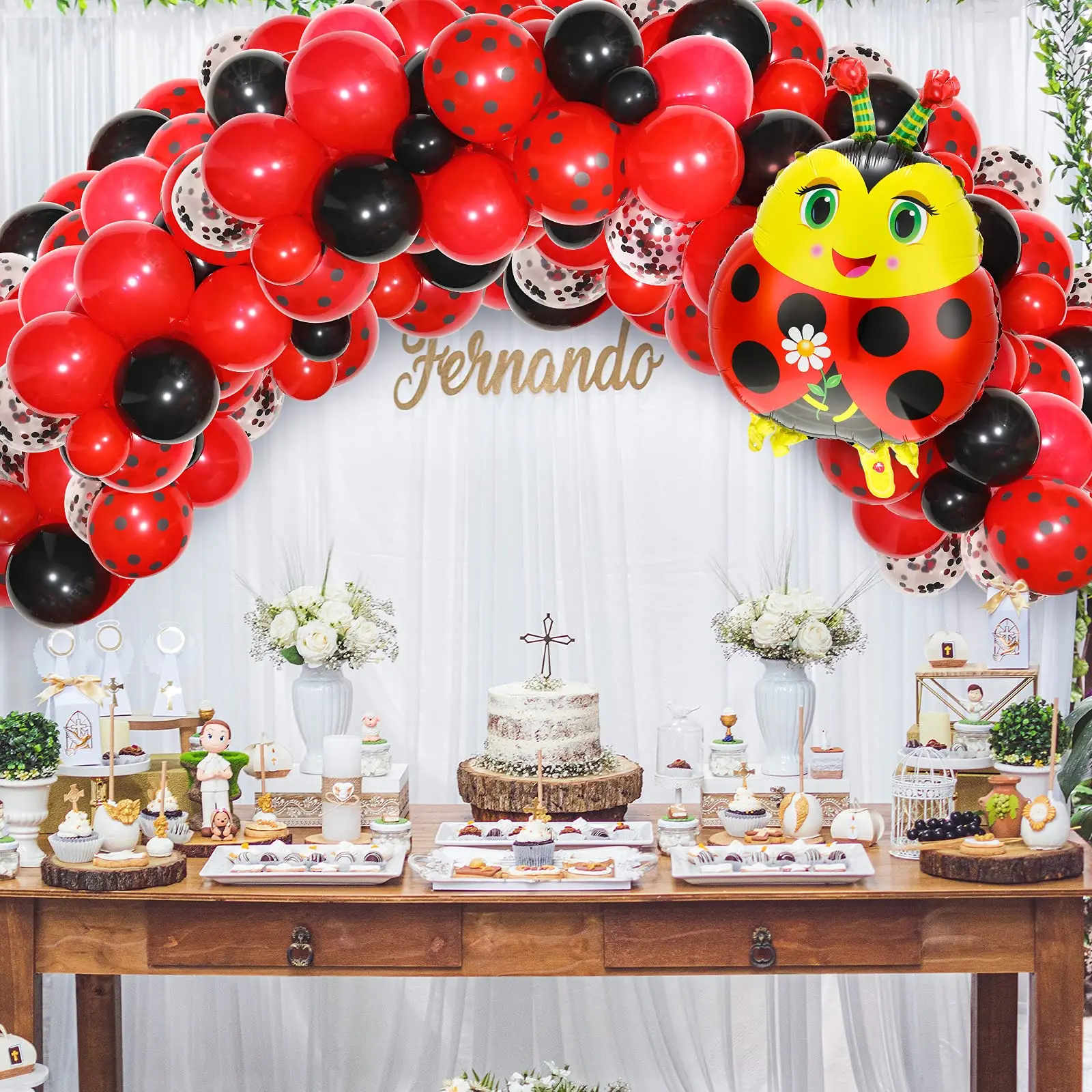 Гирлянда с божьей коровкой и конфетти 114 шт.