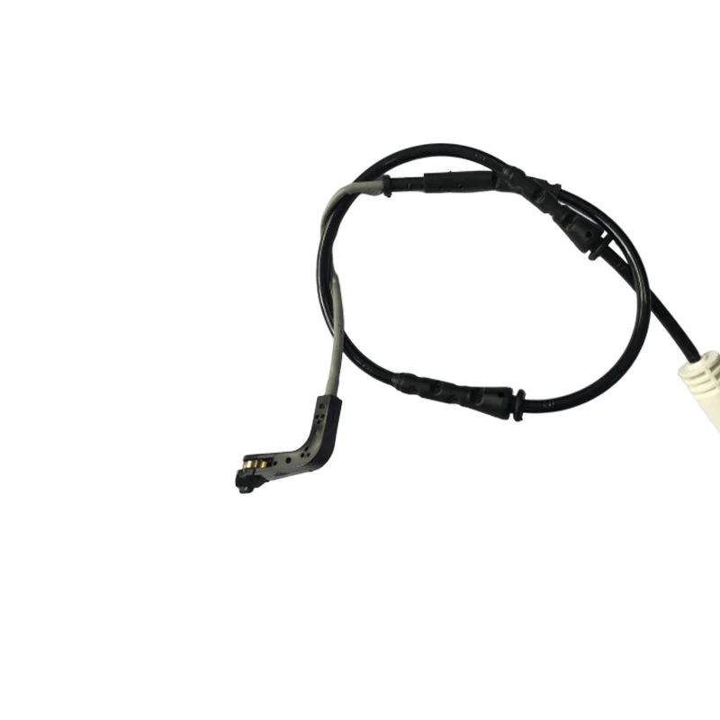 

Автомобильная сигнализация тормоза, подходит для BMW 3 серии Sedan (E90)/3 Convertible (E93)/3 Coupe (E92) Длина продукта: 685 мм OE: 34352283405