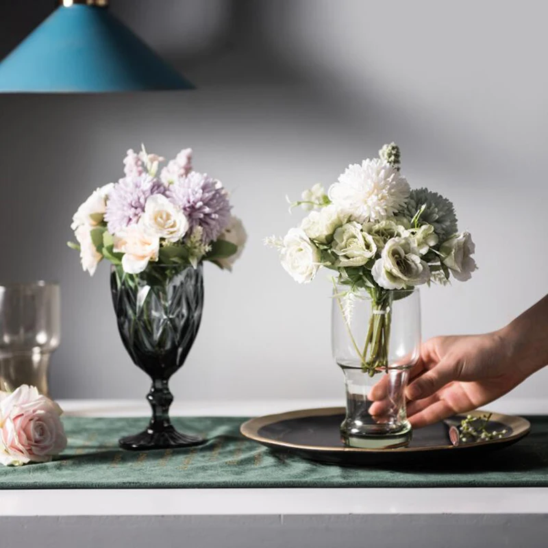 Стеклянная ваза в современном стиле + искусственный цветочный набор украшения