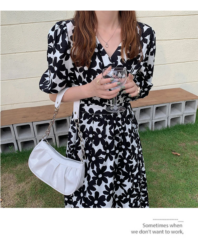 

Women Chain Small Purse Handbags Designer Bags Crocodile Pattern Ladies Shoulder Armpit Bags Summer Fashion Female Underarm Bag