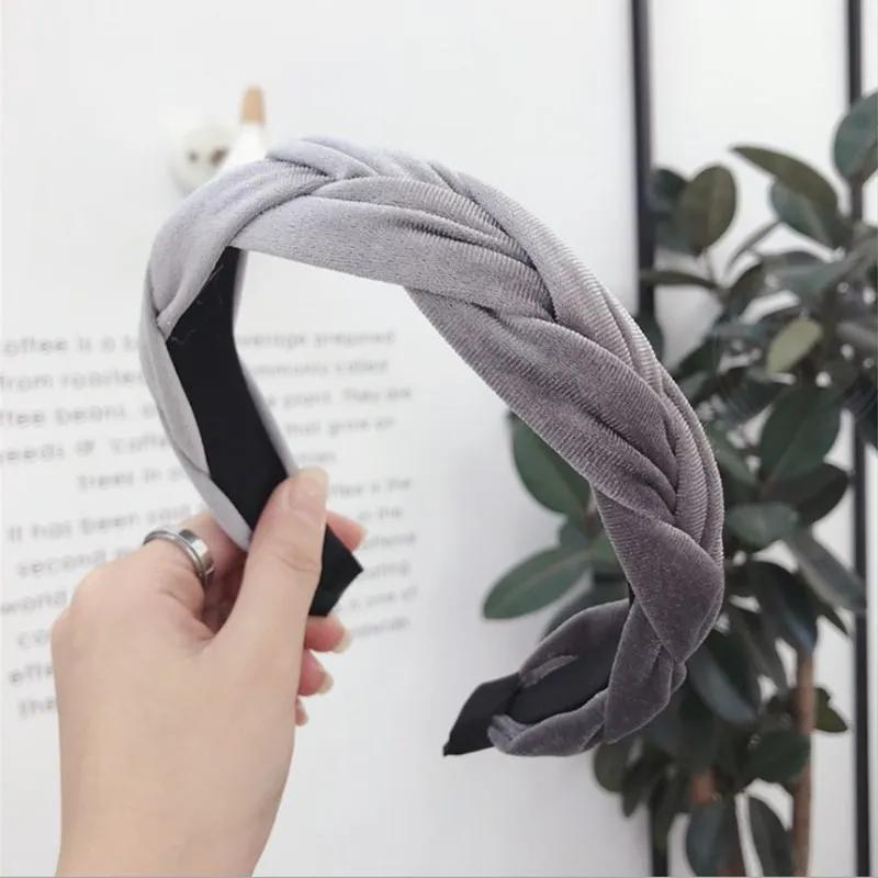 Fashion hair accessories women's gold velvet fabric twist braid wide-angle light headband wild girl band Headwear |
