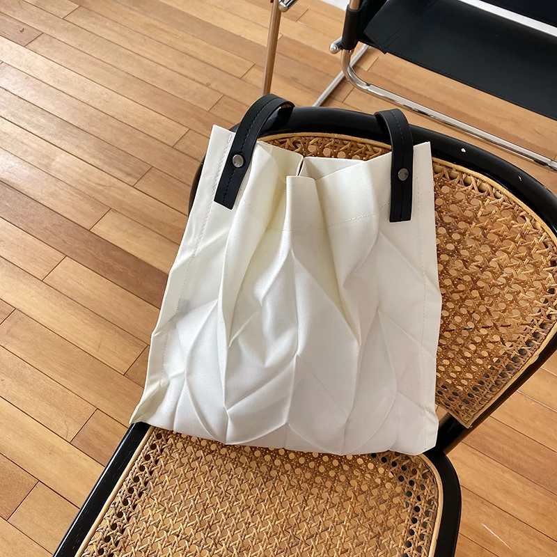 

Вместительная дизайнерская холщовая однотонная сумка через плечо для женщин 2021, трендовая простая сумка, Женская дорожная сумка-тоут для п...