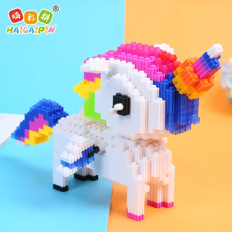 3d-модель HCP из аниме Единорог набор строительных блоков фигурки красочные