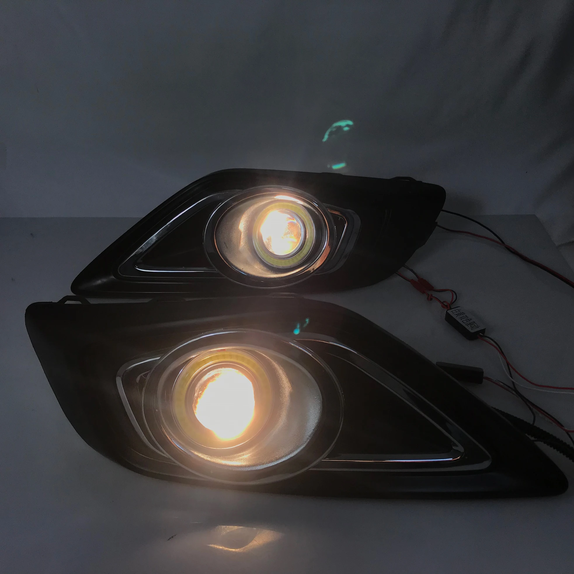 

LED Daytime running light fog lamp refit angel eye lens with yellow light steering is suitable for 13-16 Honda Jade Auto parts