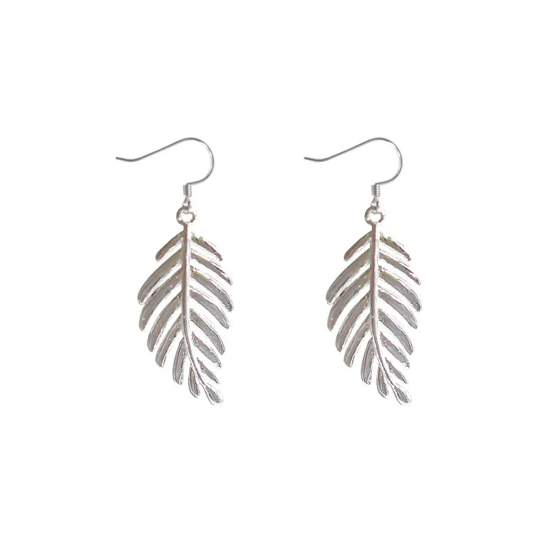 

Modern Jewelry Leaf Dangle Earrings Refreshing And Simple Hot Selling Silvery Plating Metal Earrings For Girl Party Gifts