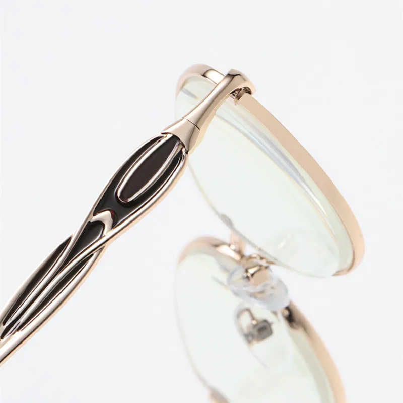 

UVLAIK Metal Reading Glasses for Women Optical Blue Light Computer Glasses Mirror Presbyopia Eyewear 1.0 1.5 2.0 2.5 3.0 3.5 4.0