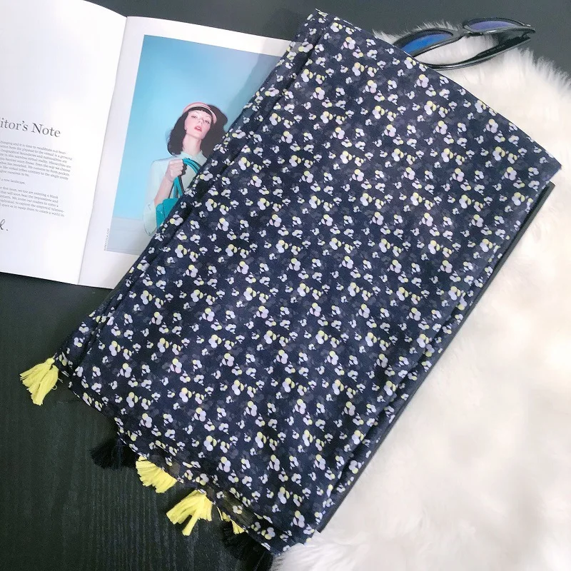 

Женские Цветочный Принт шарф солнца защищенный накидка платки модные летние шарфы с цветочным принтом для девочек; Мягкий свитер с круглым вырезом темно-синие без каблуков с кисточками