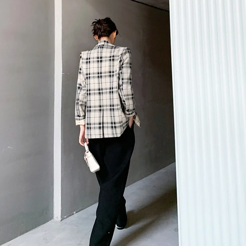 

[EAM] Women Plaid Split Joint Temperament Blazer New Lapel Long Sleeve Loose Fit Jacket Fashion Tide Spring Autumn 2021 1Z577