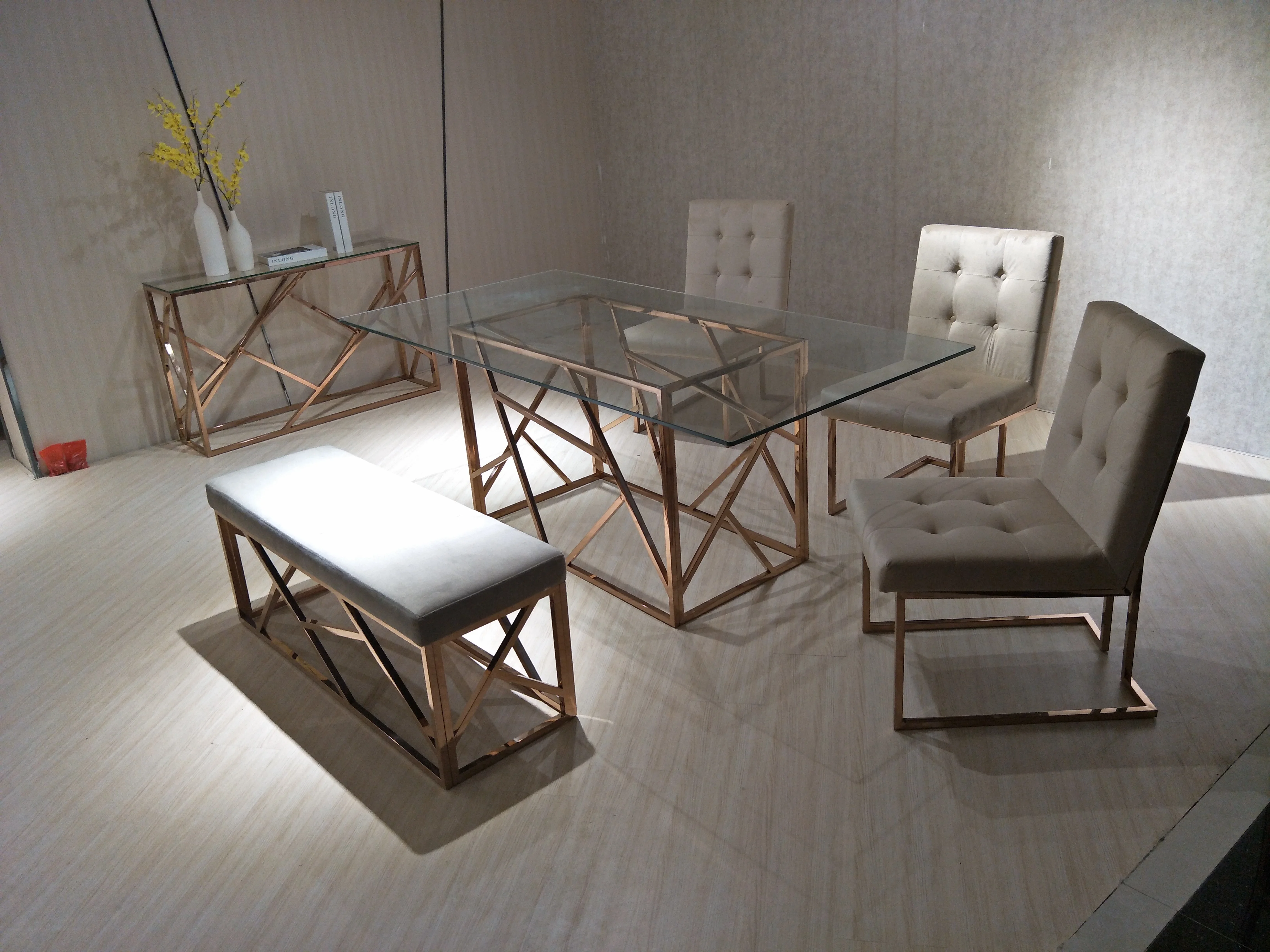 

Luxury Lifestyle Interior Design Contemporary Gold Plated Luxury Stainless Steel Glass Dining Table