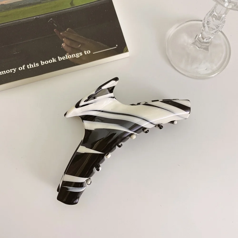 

New arrival Fashion women's EP Acetate banana clips hair gripper girl's Zebra hairs claws Shark clip hairpin hair accessory