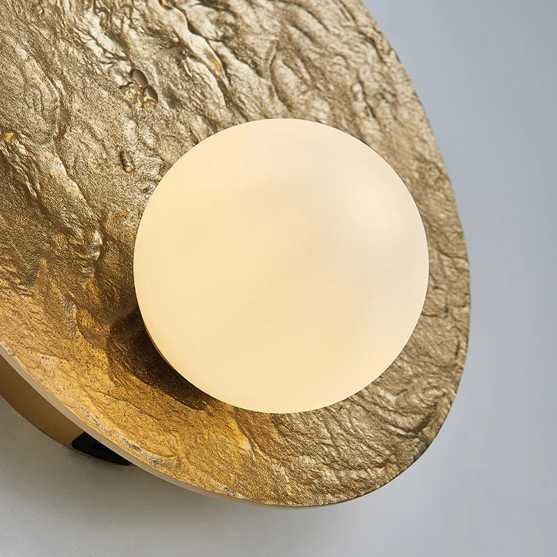 

Nordic Golden Round Plate Wall Sconce Hotel Bedroom Wall light Restaurant Wall lamp Surface Mount Luminaire Warm light Wall Deco