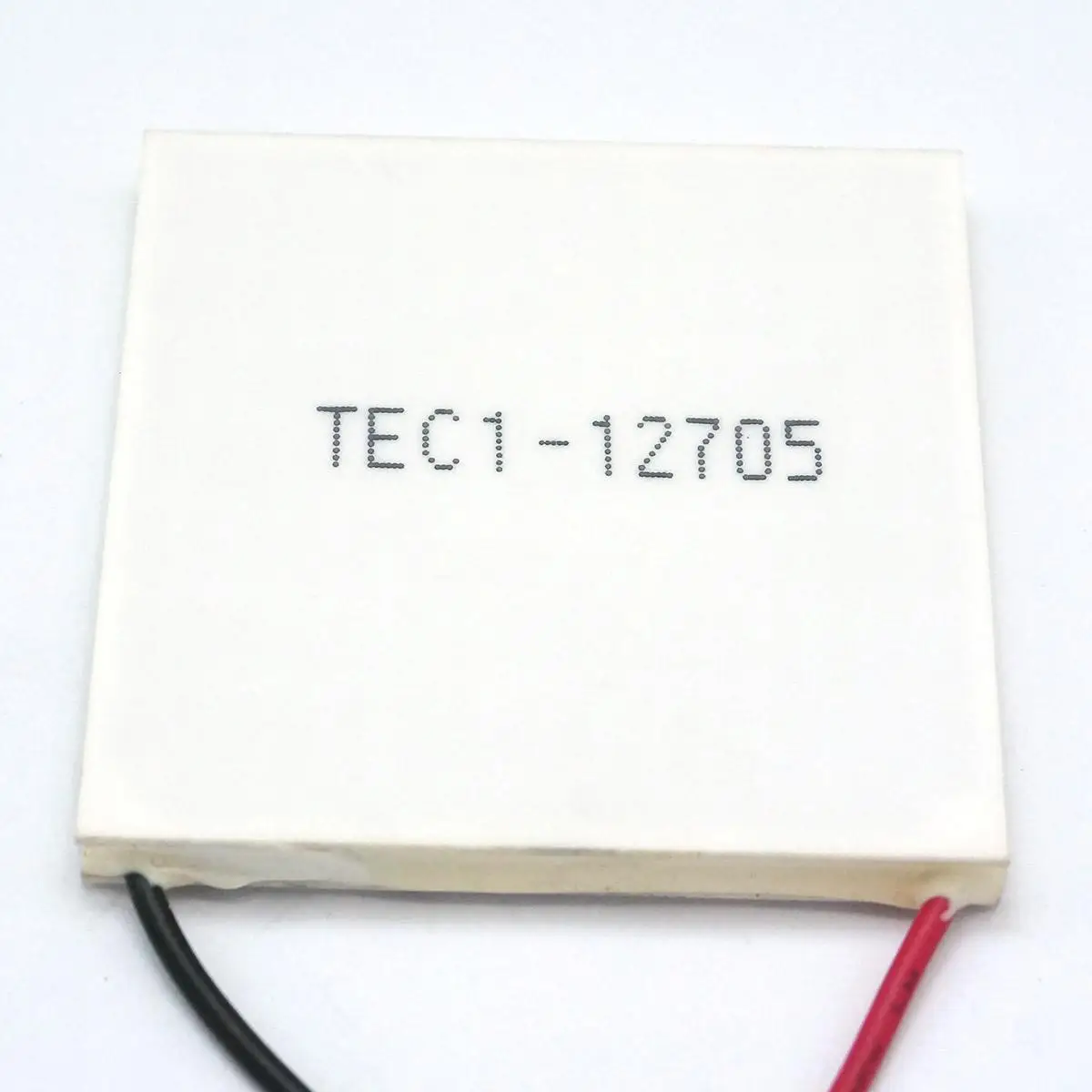

TEC1-12705 50x50 мм радиатор термоэлектрический охладитель охлаждающая пластина Пельтье холодильный модуль