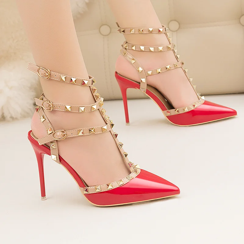 

QSR 10CM PUMPS woman 2020 Sexy nightclub stiletto heels patent-leather metallic rivet hollow Roman fashion sandals
