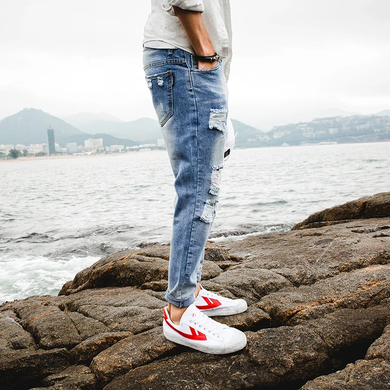 2019 новые весенние мужские рваные джинсы светло голубые дырочные брюки порт ветер