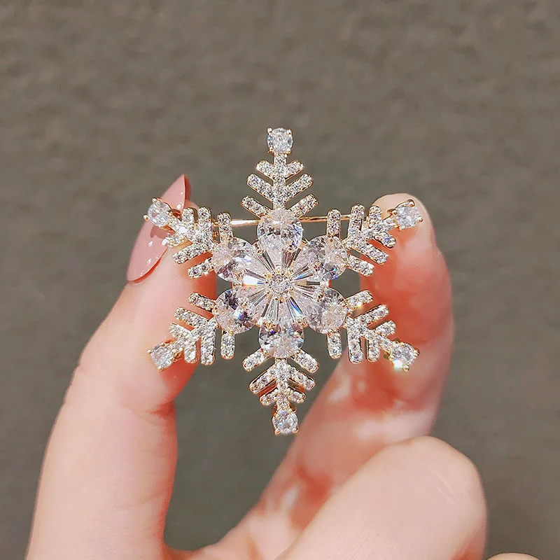 

Ajojewel Bling кубический циркон брошь "Снежинка" роскошные украшения Модные броши булавки оптом темперамент Рождественский подарок для женщин