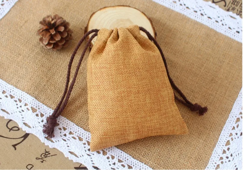 Льняная Подарочная сумка для ювелирных изделий 8x11 см 9x12 см 10x15 см 13x17 см Упаковка из 50 сумок с логотипом для макияжа