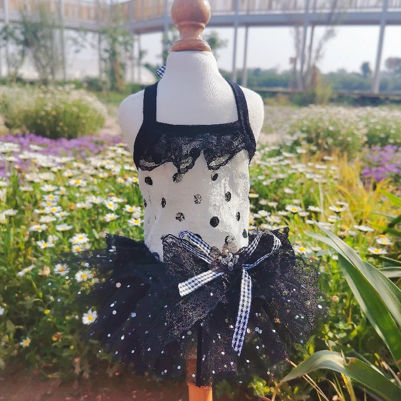 Новинка 2021 модное пикантное платье на бретельках для щенков черное белое в