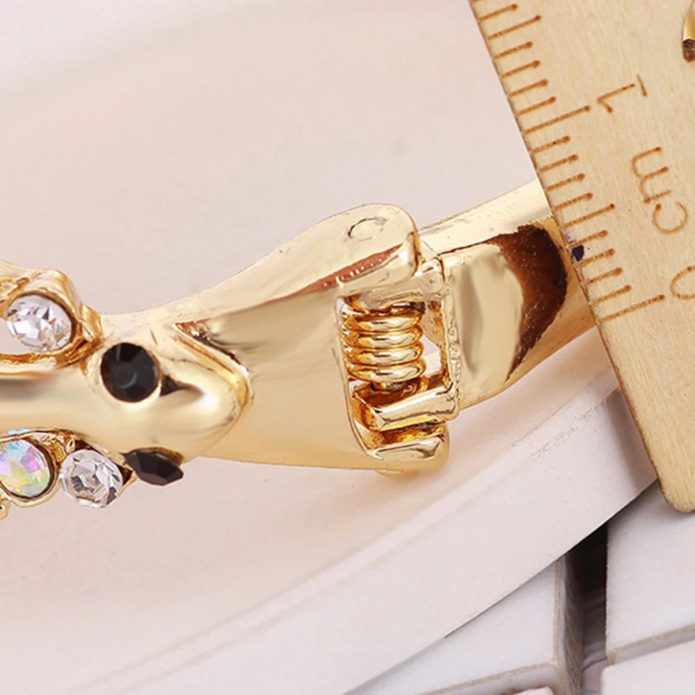 Женские Аналоговые кварцевые часы со стразами с круглым циферблатом | Наручные