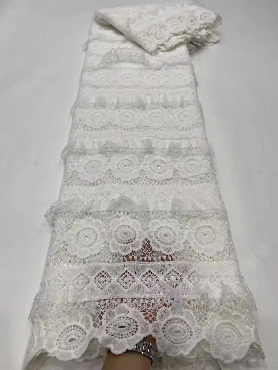 

african lace fabrics 2022 high quality lace latest embroidery guipure lace tissu nigerian milk slik mesh lace fabrics DPW1-27