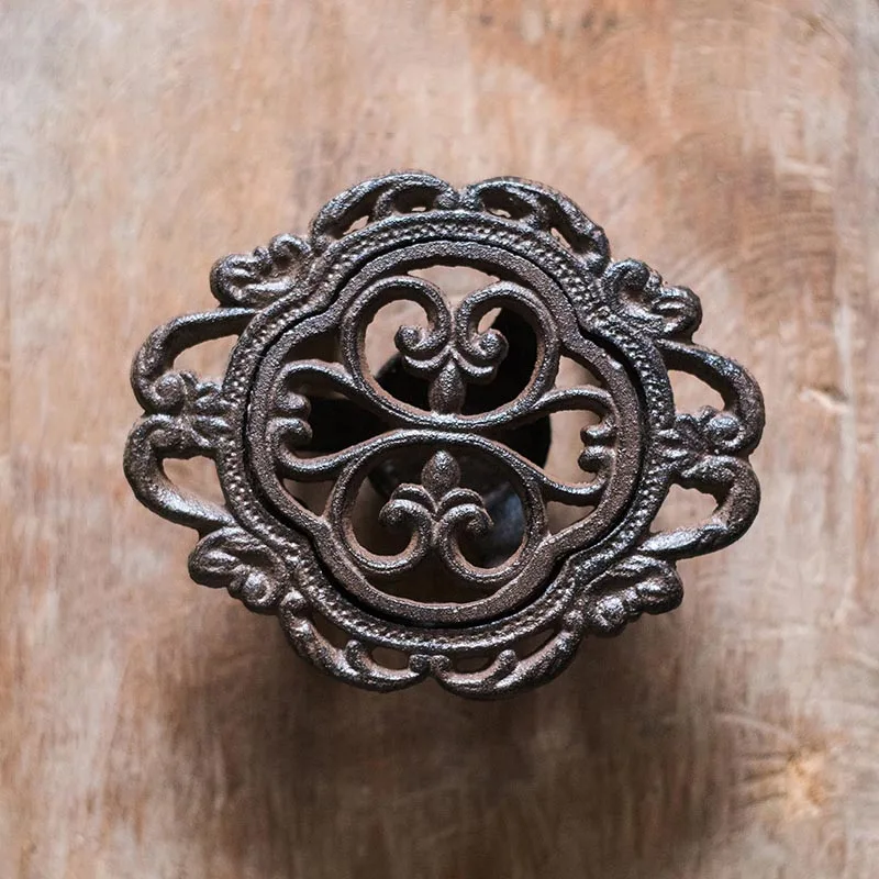 

Vintage Cast Iron Warm Tea Stove Candle Holder Coffee Milk Wine Heating Warmer Base Teapot Trivets Creative Candle Warm Base