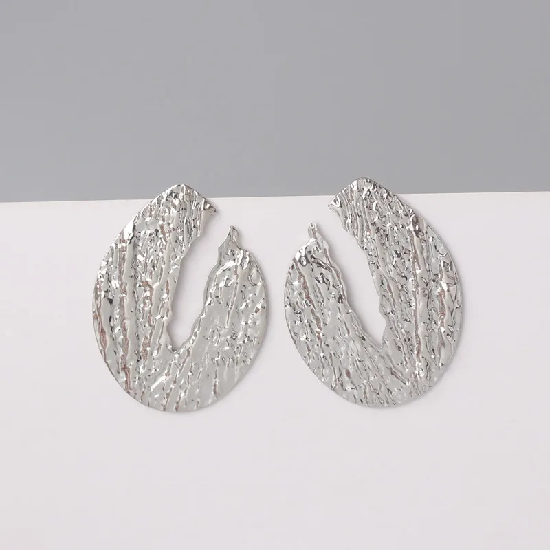 Женские круглые серьги-гвоздики простые геометрические металлические серьги