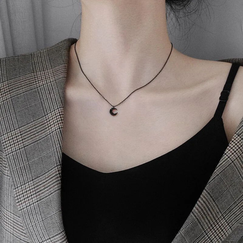 

Trendy Necklace Women Black Moon Jewelry Simple Personality Female Chain Pendent Fashion Fine Women's Necklaces Accessories