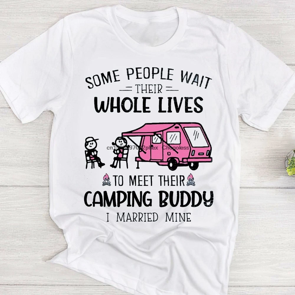 Некоторые люди ожидают всю свою жизнь чтобы встретить своего друга в кемпинге я