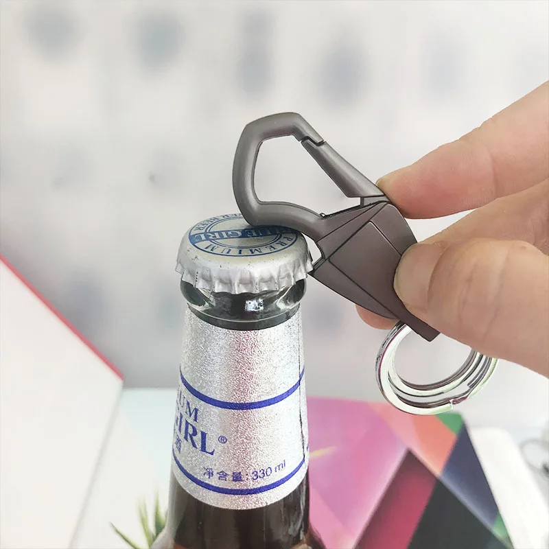 Автомобильный брелок из цинкового сплава с открывалкой для бутылок кольца