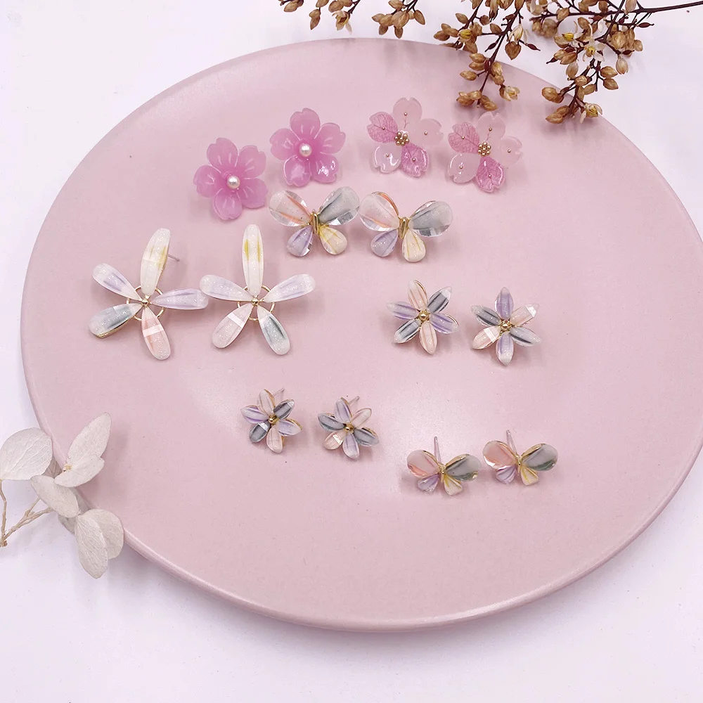 Женские серьги-гвоздики в форме бабочки Разноцветные серьги с цветком стиле бохо