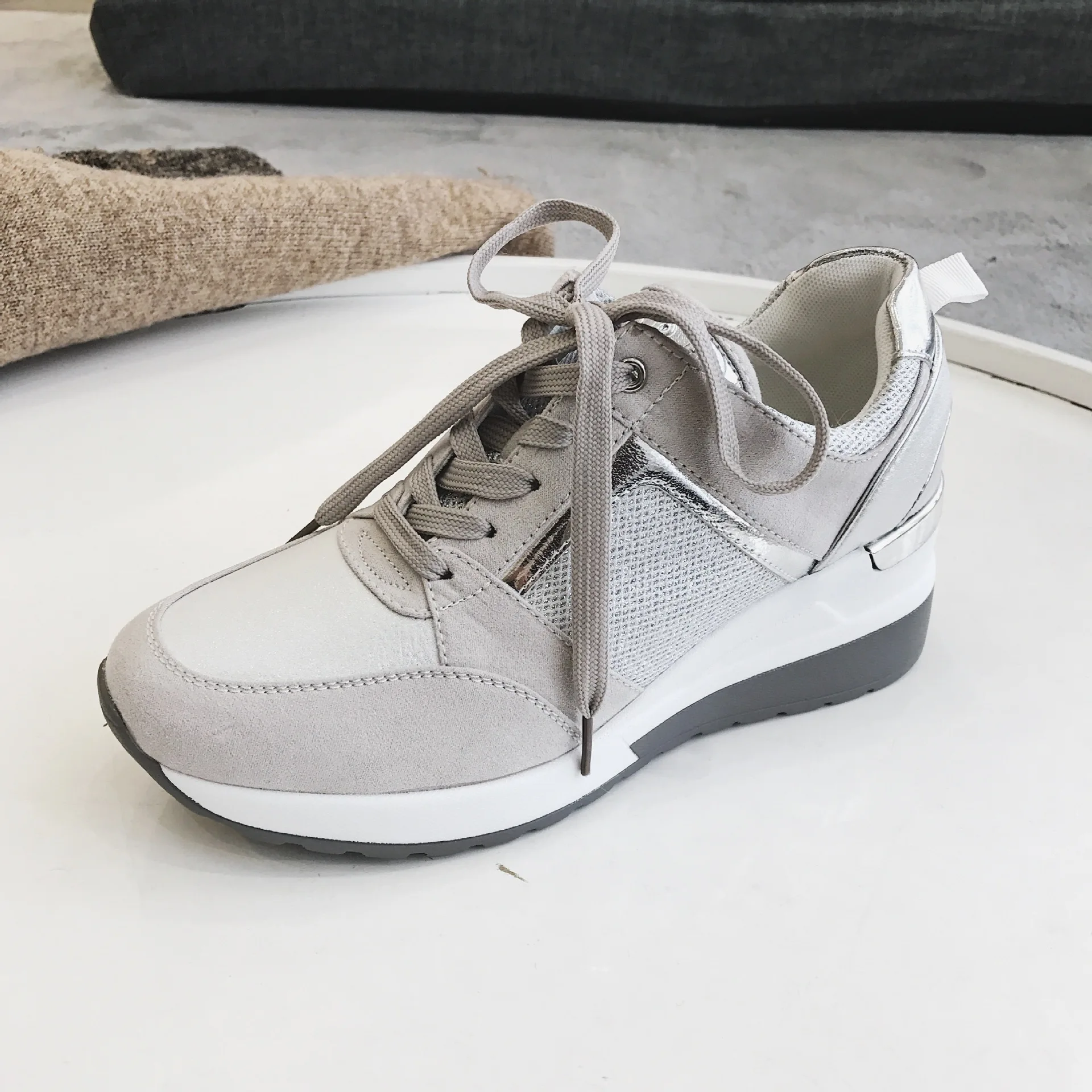 

Women Crystal Sneakers Spring Autumn Casual Zipper Flat Shoes women Non-slip Breathable Outdoor Vulcanized Shoes woman X14-74