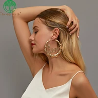 exaggerated round circle hoop earrings queen letter big hollow bamboo joint loop earrings for women jewelry brincos