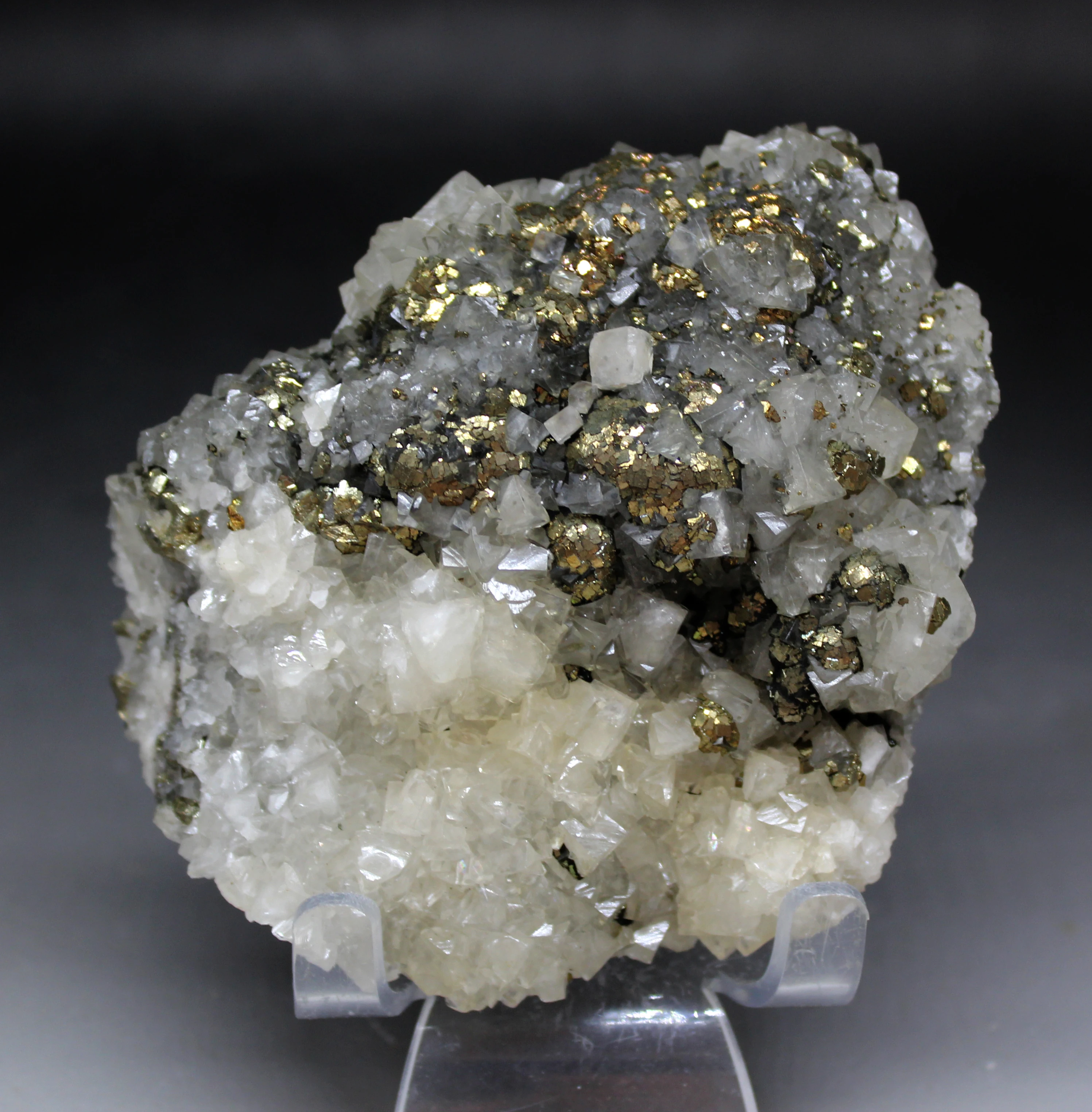 514 г натуральный Пирит и кальцитовый симбиотический минеральный кристалл