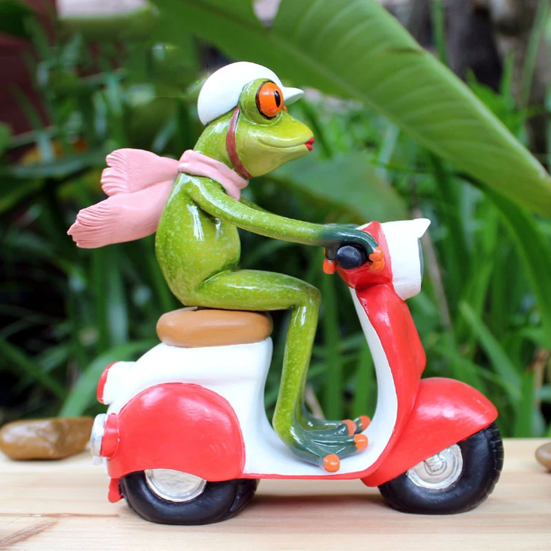 Статуэтка американская мотоциклетная лягушка миниатюрная модель с животными