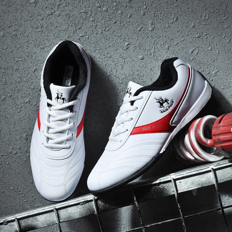 2021 Winter Warm Golf Shoes Men's Outdoor Grass Golf Training Sports Shoes Classic White Black Men's Golf Shoes Size 38-45