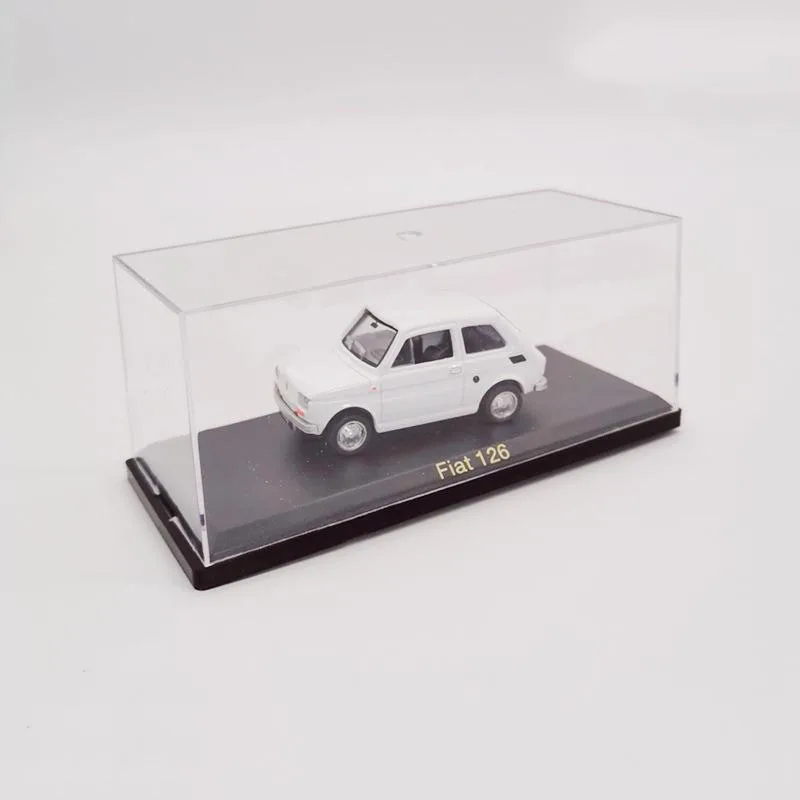 Литая в масштабе 1:43 модель автомобиля Fiat 126P статическая Коллекционная
