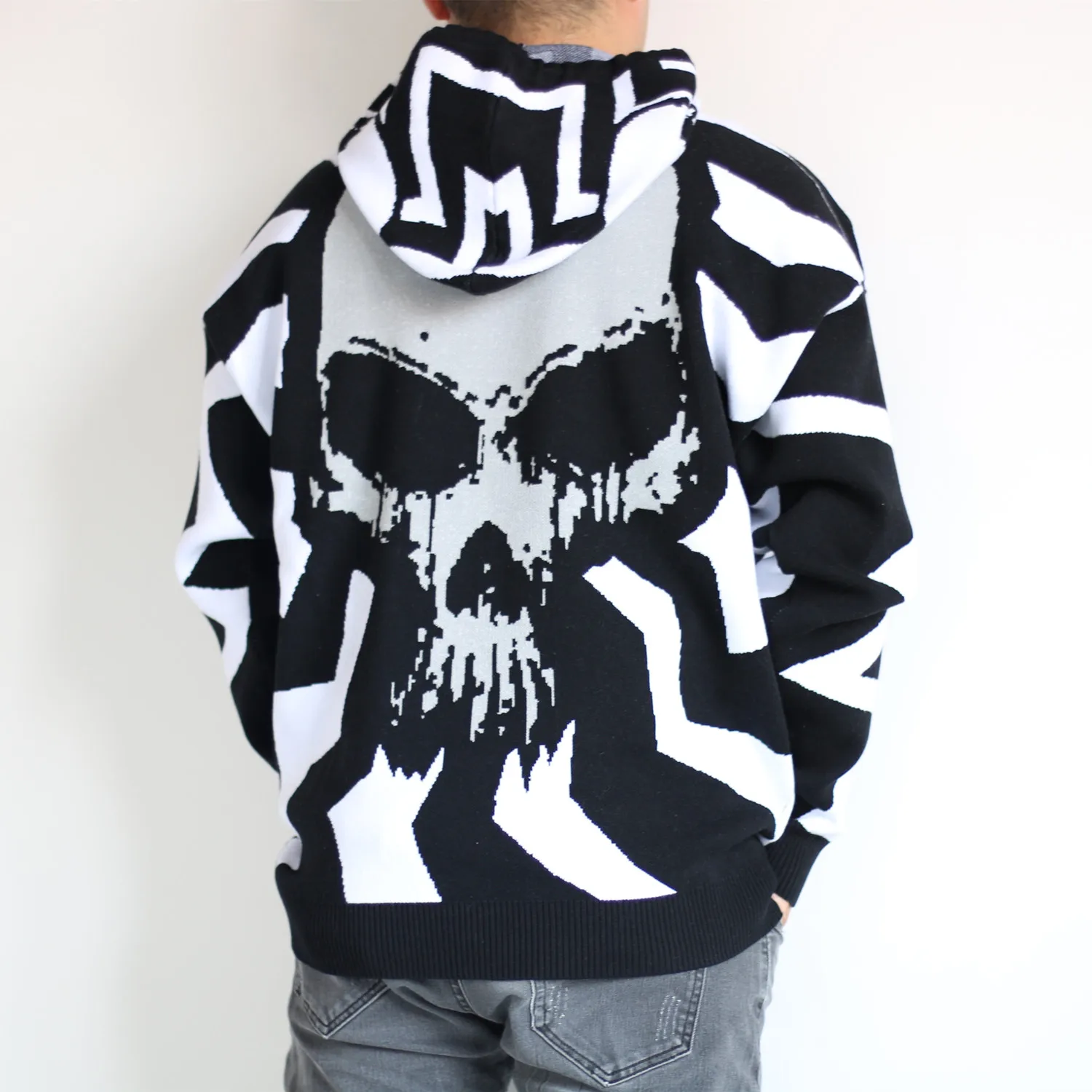 

Reflective Skull Sweaters Men Pullover Long Sleeve Loose Knitwear Tops Clothing 2021 Autumn Hooded Harajuku Sueter Masculino