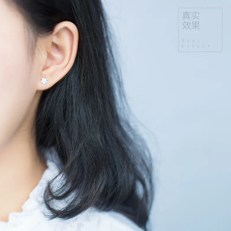 Маленький/9 мм новый. 925 пробы серебряные ювелирные изделия и белой эмалью в виде