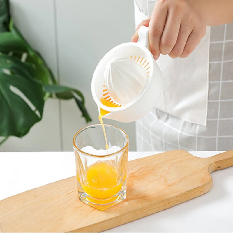 1Pcs Kitchen Accessories Manual Plastic Fruit Tool Orange Lemon Squeezer Juicer Machine Portable Citrus Juicer