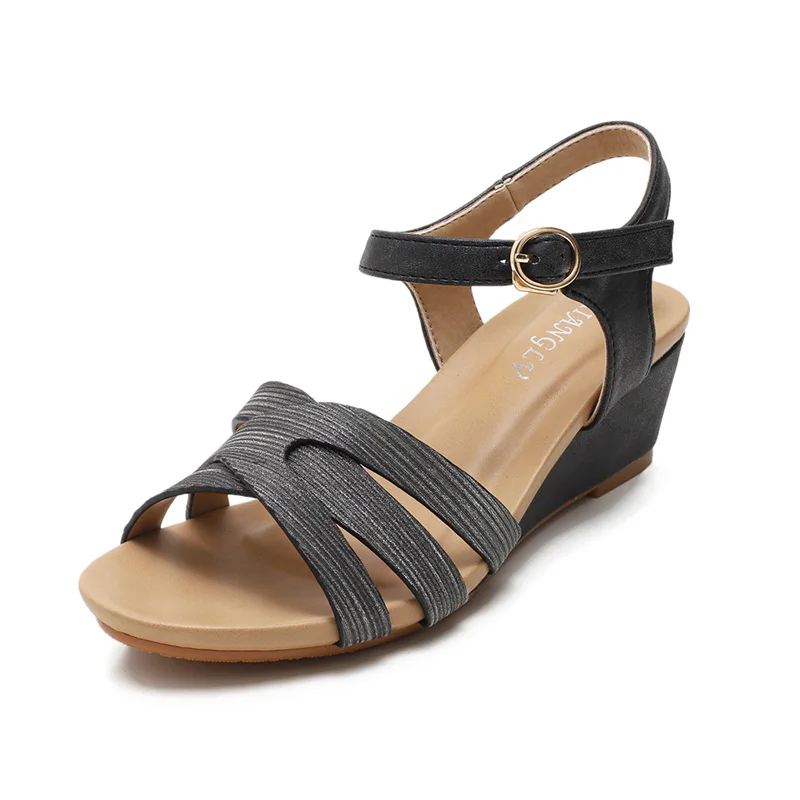 

Сандалии женские на танкетке, дизайнерские туфли из мягкой кожи, на высоком каблуке, с пряжкой, большие размеры 36-42, летняя обувь