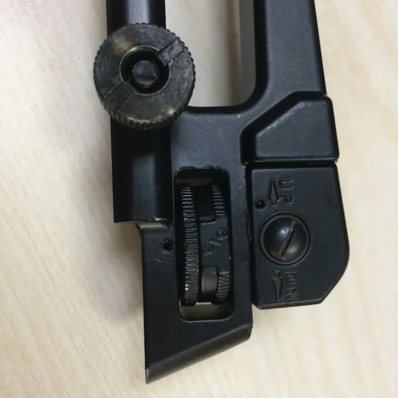 

M4 M16 AR15 Detachable carry handle Fully Metal w/ Dual Aperture Rear Sight Hunting Scope mount