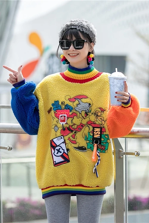 

European station ladies fashion brand heavy industry beaded cartoon print lamb wool coat women loose lazy wind jacket