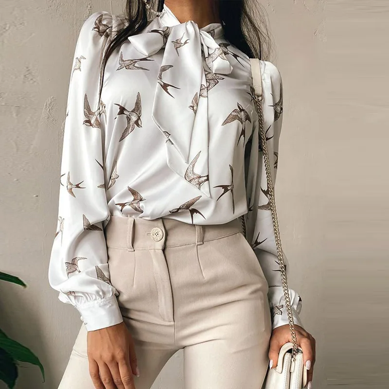 

Блузка женская кружевная с длинным рукавом и высоким воротником