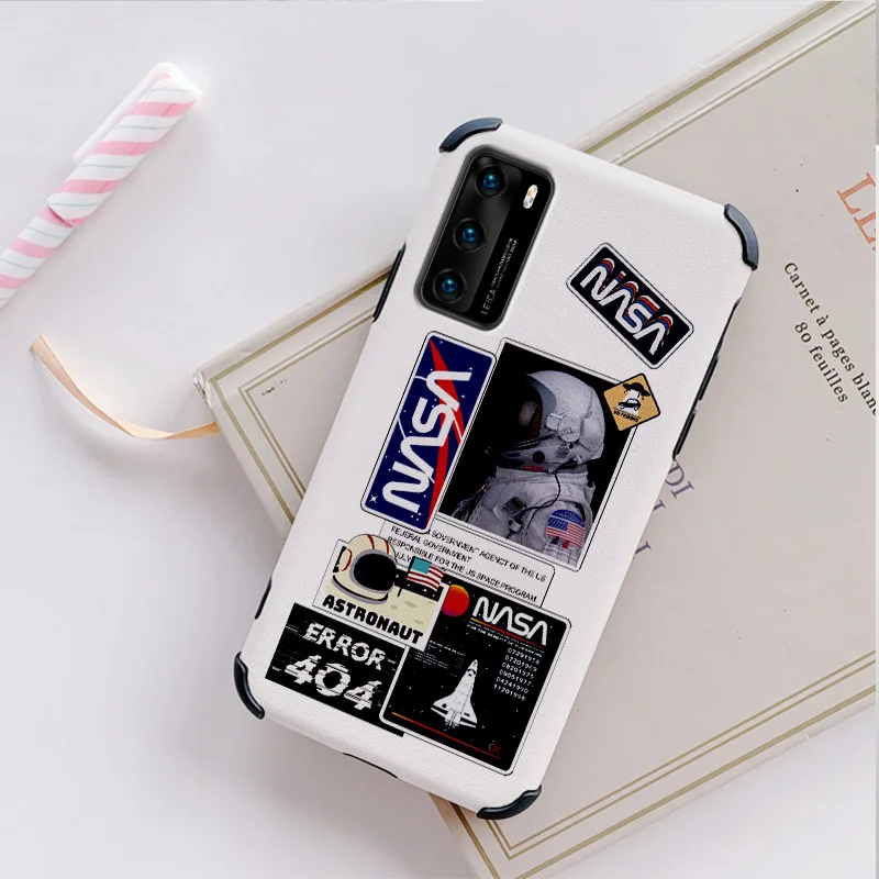 

Cool Astronaut Case For Huawei P40 P30 P20 Pro Lite Mate 40 30 20 Pro 20X Y9S Y8P P Smart Liquid Silicone Phone Cover
