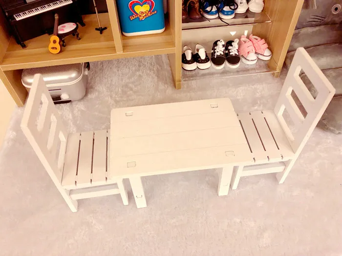 

[MYKPOP]KPOP Doll's Clothes and Accessories: Table & Chair 3pcs Set for 15cm 20cm Dolls Clothes Fans Collection SA20081802