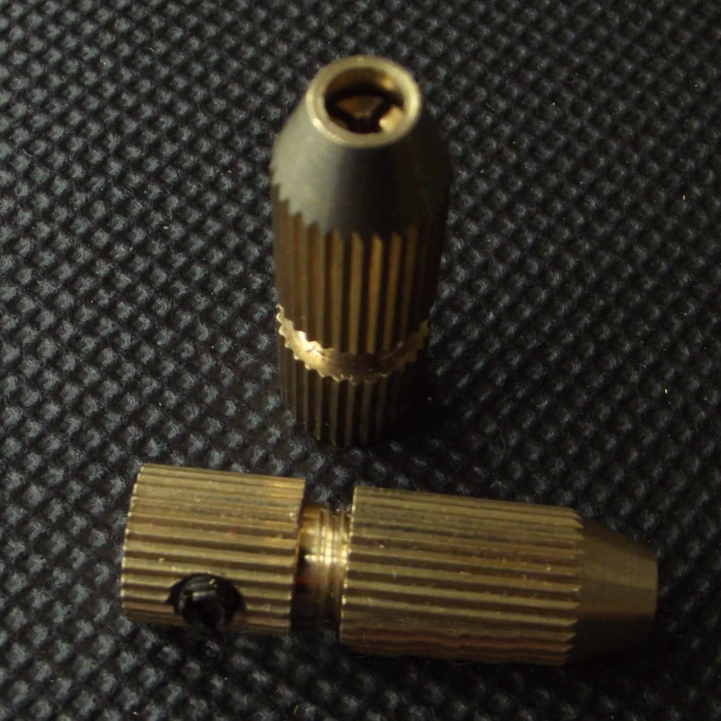 

New 2pcs (2.3-1.5 ) Small Drill Clamp Collet For 2.3mm Motor Shaft