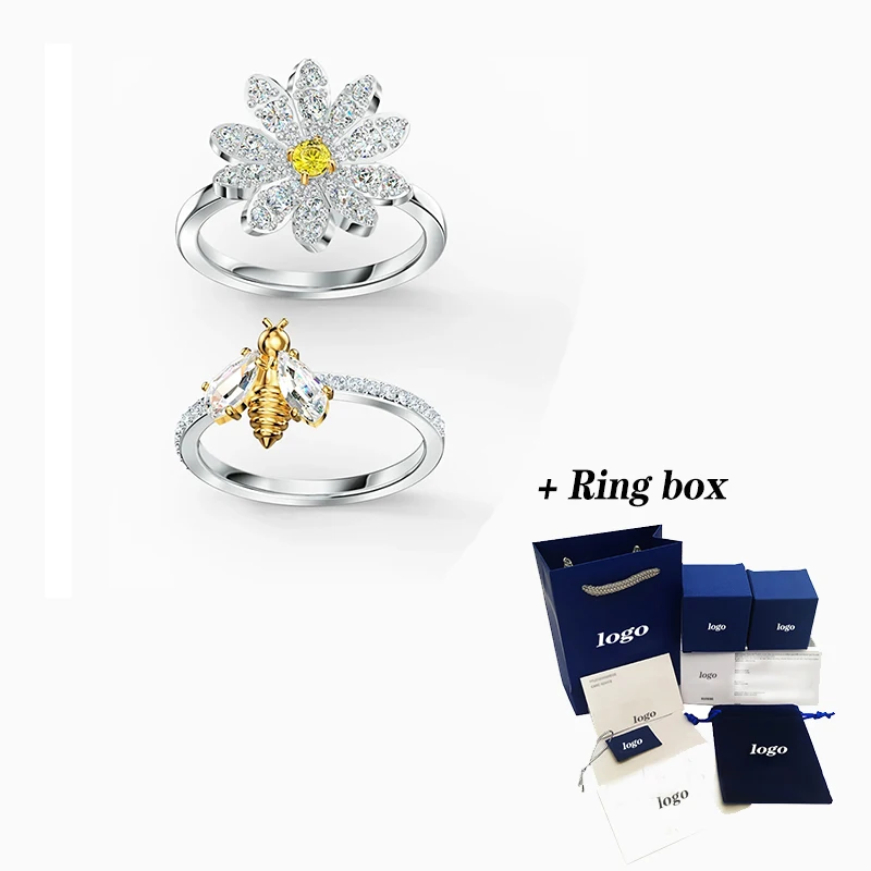 

The Fashionable SWA New ETERNAL FLOWER Ring Is Set With Daisies. Golden Bee Decoration Crystal Ladies High-End Birthday Jewelry