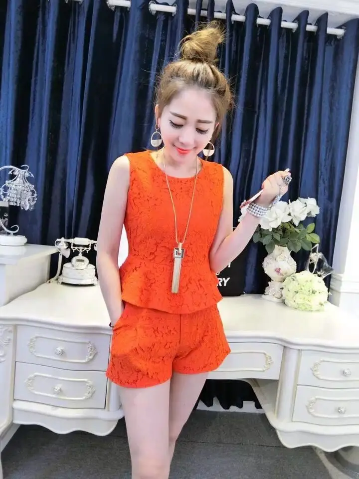 

Европейский Летний Новый костюм, европейские товары, модная кружевная рубашка, юбка, шорты, комплект из двух предметов