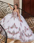 Очаровательные Белые платья для Quinceanera с аппликацией и открытой спиной, милое платье 16, Тюлевое платье для 15 лет, бальные платья для выпускного вечера